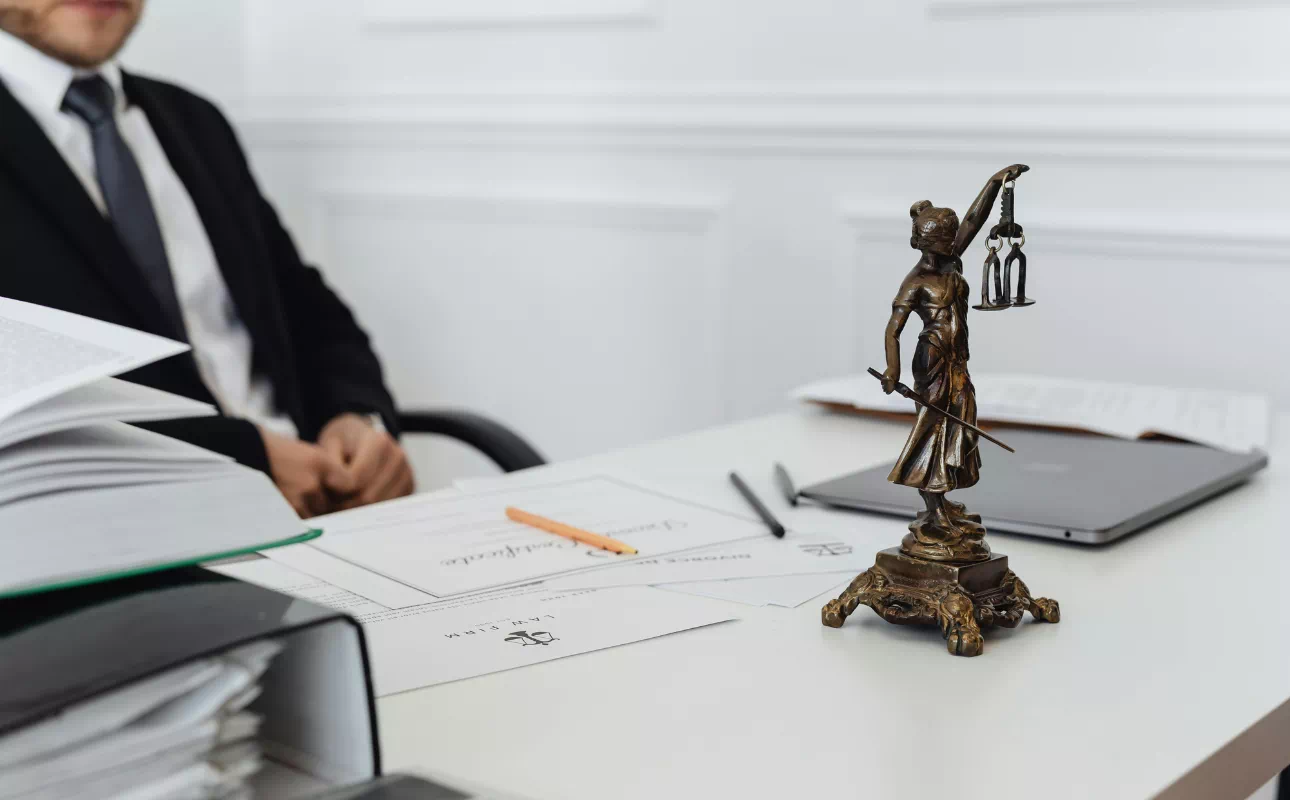 The Benefits of Hiring a Lawyer to Defend You from Creditors | CreditDr